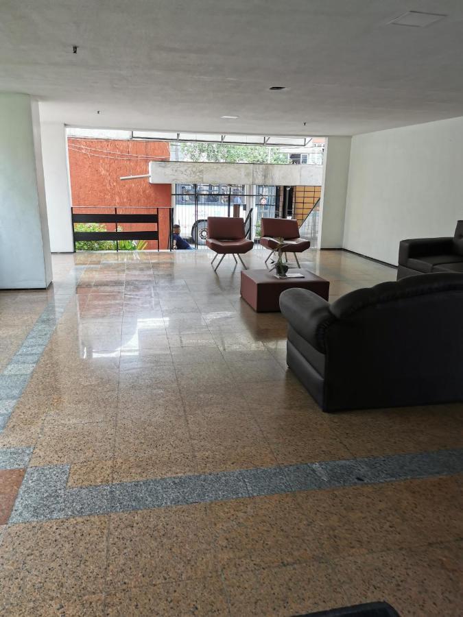 Apartamento Apto Privado 4º Andar No Edificio Residencial Nautico Fortaleza (Ceara)